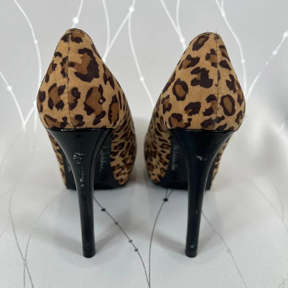 Kardashian Kollection Leopard Print Platform High Heels $80 - Picture 4 of 8